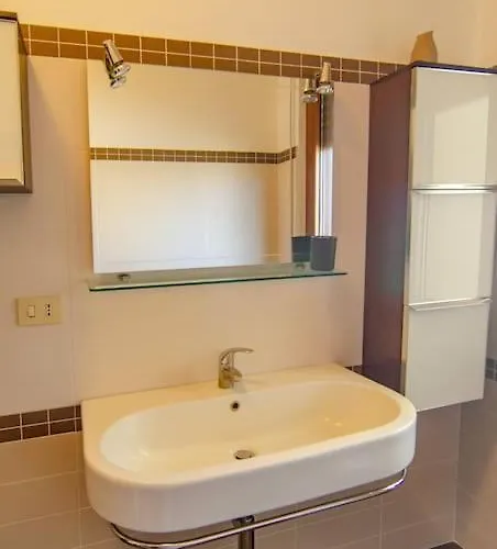 Fuoriporta Affitti Brevi - Emy House Apartment Parma