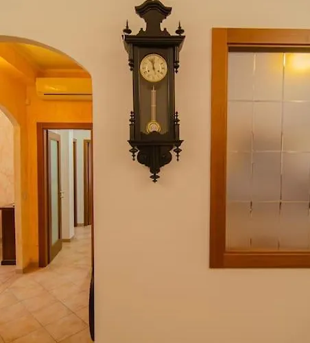 Fuoriporta Affitti Brevi - Emy House Apartment Parma